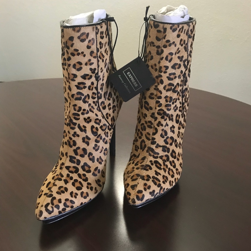 Express runway boots